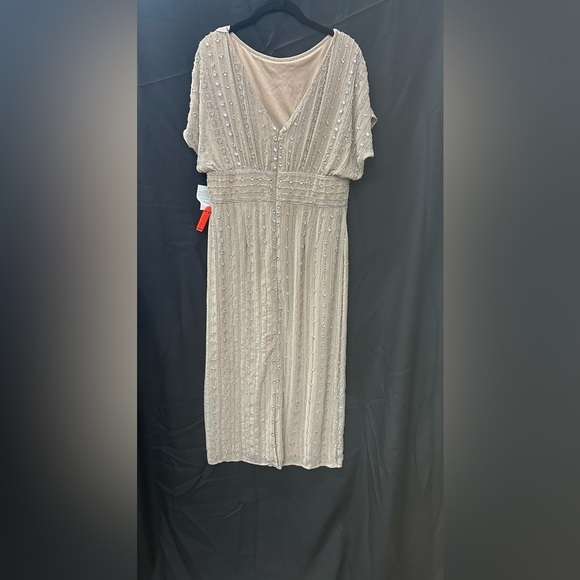 Mac Duggal  93649 NWT BEADED CAP SLEEVE COLUMN MIDI DRESS - Picture 5 of 12